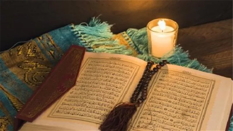 بشارة خير..  تفسير حلم قراءة سورة الكهف في المنام للعزباء والمتزوجة