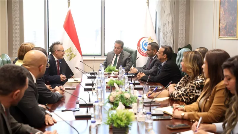  وزير الصحة يبحث مع “أليكسيون” تعزيز التعاون في مجال الأمراض النادرة والوراثية
