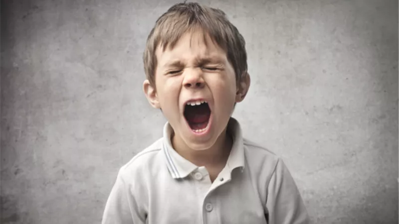 نوبات غضب الأطفال.. الأسباب وكيفية التعامل معها