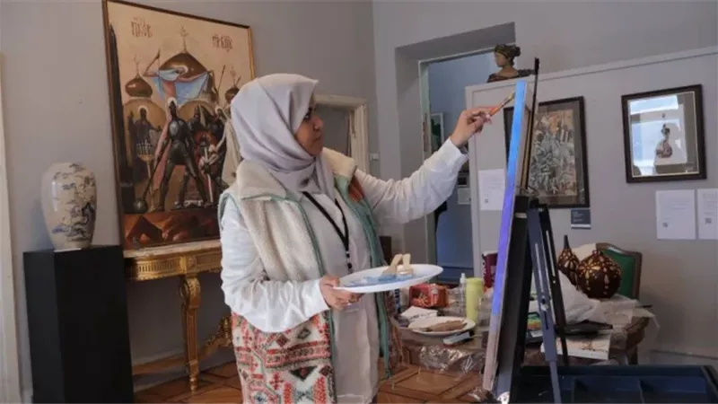 سعودية تشارك في ملتقى تشكيلي دولي بروسيا