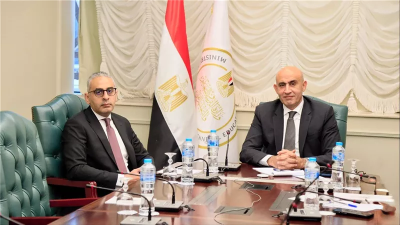 تطبيق معايير الجودة بالمدارس.. قرارات عاجلة لوزير التعليم لمتابعة انتظام الدراسة