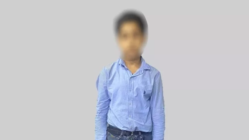 القبض على طفل أثار الرعب بين الأهالي في شوارع المنوفية.. ماذا فعل؟