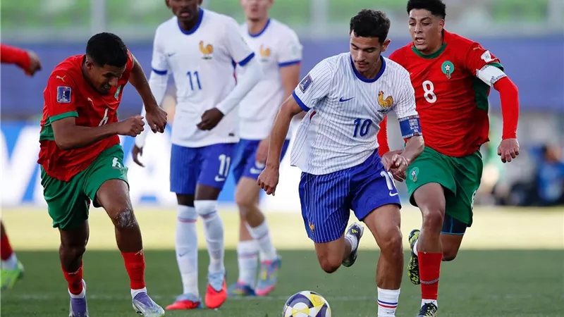 المغرب يهزم فرنسا ويتأهل إلى نهائي كأس العالم للشباب 2025