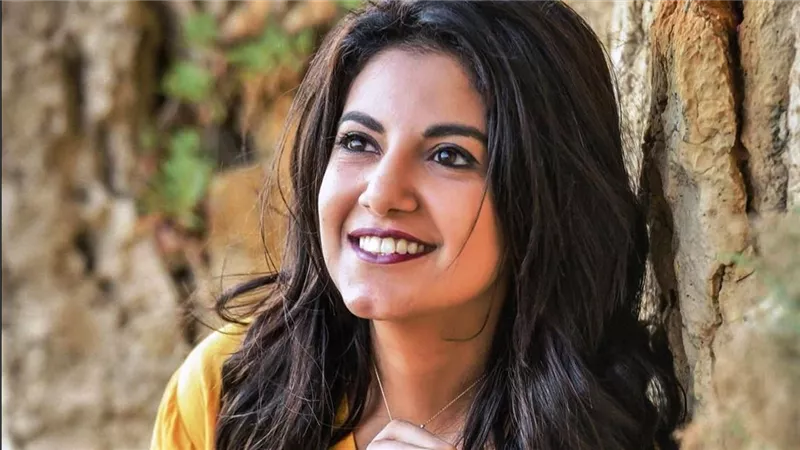 نجمة مسلسل ونيس ترد رسميًا على شائعات زواجها وطلاقها.. من هي؟ 