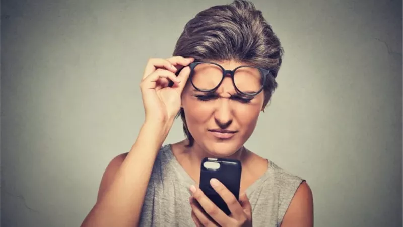 5 أعراض مرضية تظهر على العين.. وطرق علاجها