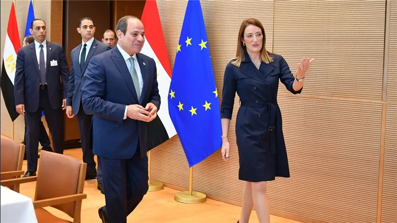 الرئيس السيسي يلتقي رئيسة البرلمان الأوروبي في بروكسيل (صور)
