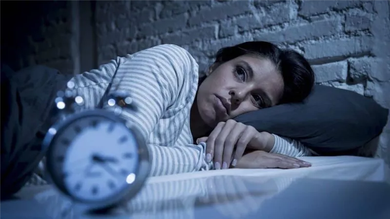 10 أضرار تُدمر صحة الدماغ بسبب السهر ليلًا  ..تعرفى عليها 