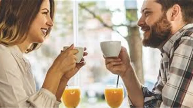 ماذا أفعل إذا كانت الفتاة تعتبرني مجرد صديق؟
