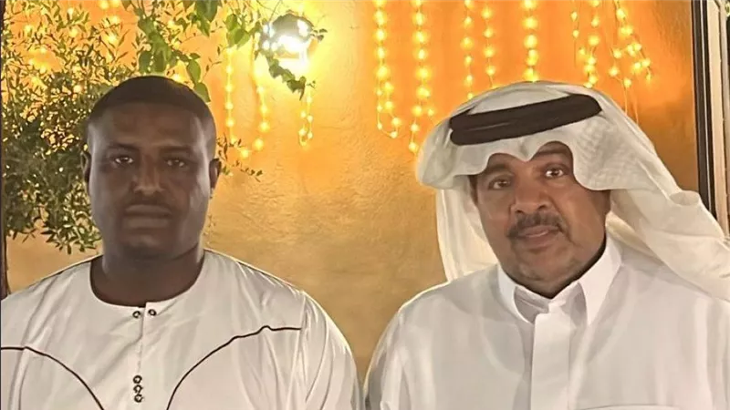 سعودي يقيم حفل زواج لمقيم سوداني