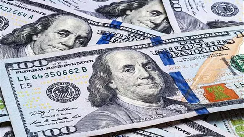  سعر الدولار أمام الجنيه المصري مع بداية تعاملات اليوم الأربعاء
