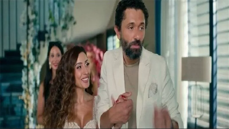 أول رد من دينا الشربيني بعد طلاق كريم محمود عبد العزيز 