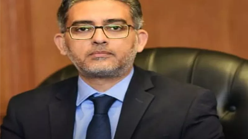 رئيس الوزراء يصدر قرارًا بتعيين الدكتور أحمد عبد العزيز نائبًا لرئيس الرقابة المالية