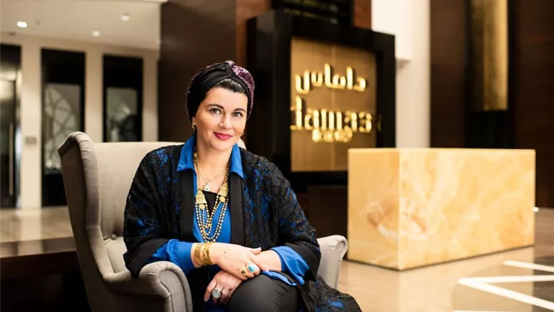 العراقية أسيل عطار | رئيس تنفيذي لشركة ماجد الفطيم للأزياء