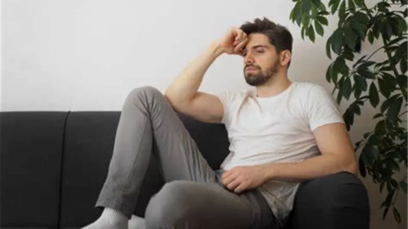 8 علامات  تكشف  إصابة خطيبك بمرض نفسي، ما هى؟