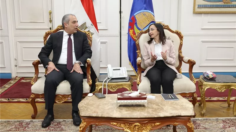 رئيس البنك الزراعي يستعرض مع  محافظ البحيرة برامج تمويل صغار المزارعين لتحقيق التنمية 
