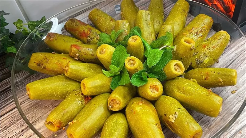  طريقة عمل محشي الكوسا باللحم المفروم بخطوات سهلة في مطبخك 