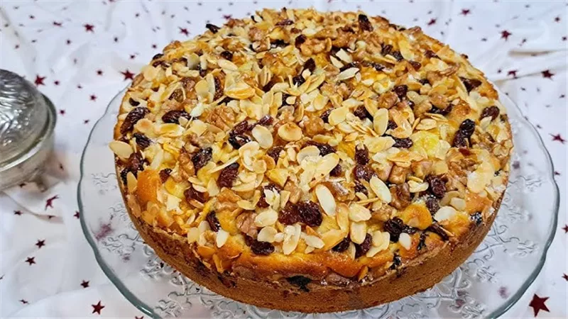 طريقة عمل فطيرة التفاح  بالقرفة  والمكسرات  بمكونات بسيطة 