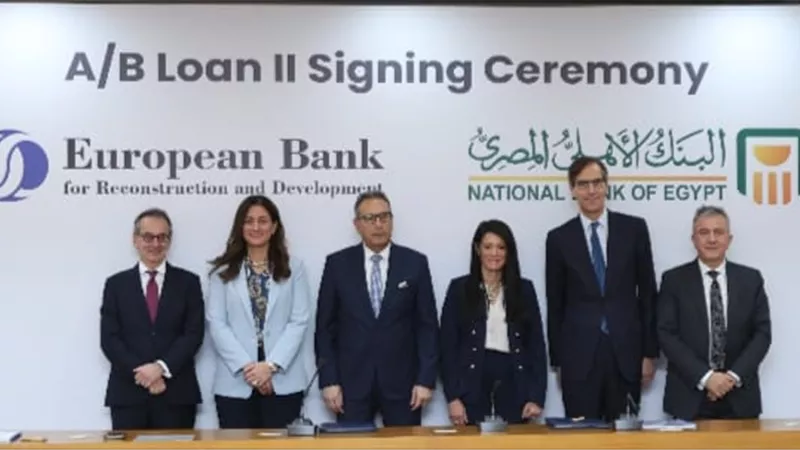  البنك الأهلي المصري يوقع اتفاقية تمويل مع البنك الأوروبي لإعادة الإعمار والتنمية بـ 100 مليون دولار