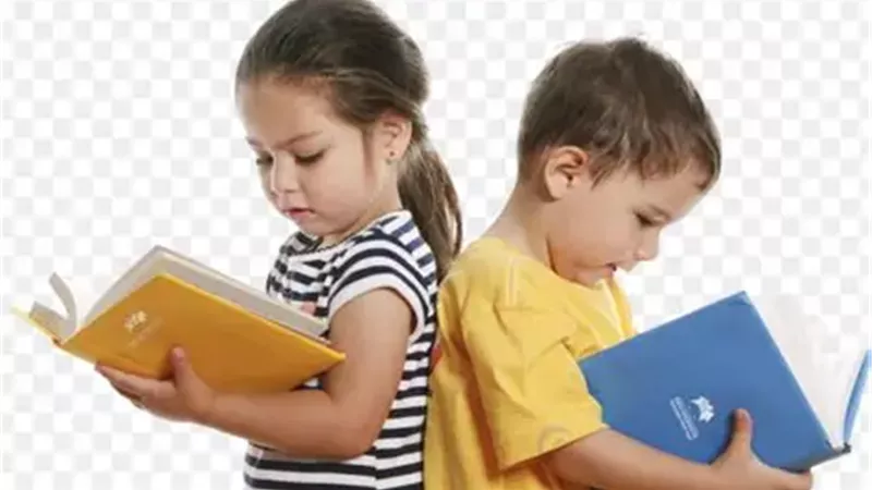 كيف تجعلين طفلك يحب الكتب؟