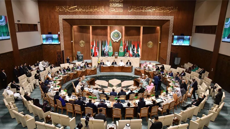 البرلمان العربي يشيد بجهود سلطنة عُمان في اتفاق تبادل الأسرى باليمن