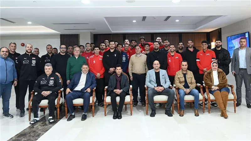 استعدادًا لأمم أفريقيا لليد 2026.. وزير الشباب والرياضة يلتقي منتخب مصر