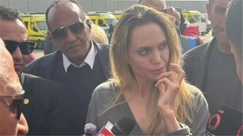 أنجلينا جولي من العريش.. جولة ميدانية لتفقد المصابين الفلسطينيين ومتابعة قوافل الإغاثة