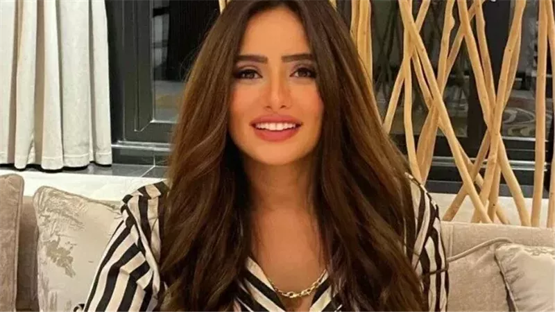زينة تثير الجدل بحديثها عن فلسفة الصبر بمنشور غامض 