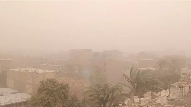 خير أم شر؟ ..  تفسير رؤية العاصفة في المنام لابن سيرين