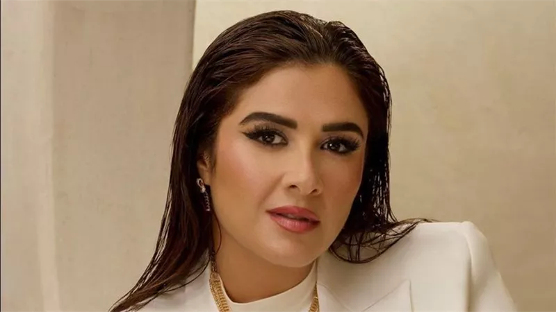 احتفال خاص بعيد ميلاد ياسمين عبد العزيز داخل لوكيشن «وننسى اللي كان»