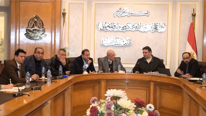 غرفة القاهرة تبحث تعاونًا جديدًا مع البنوك لتطوير خدمات مُنتسـبـيها