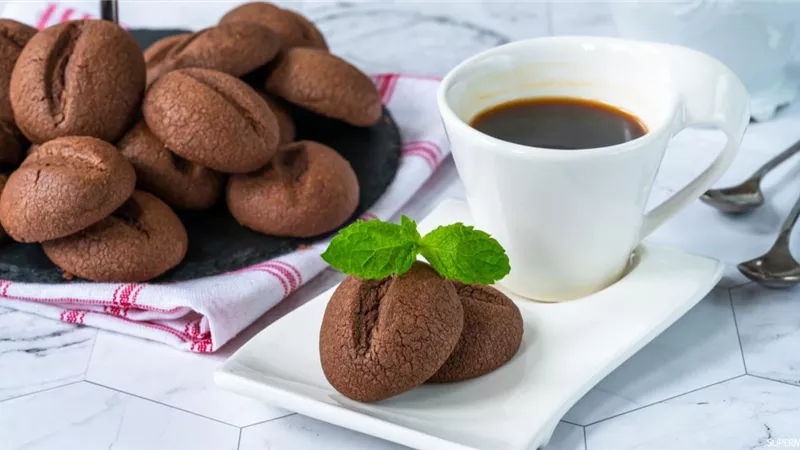 طريقة عمل بسكويت القهوة بخطوات سهلة وسريعة في مطبخك 