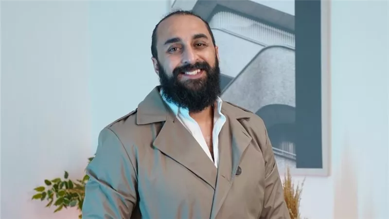 حسين عزازي: شركة 