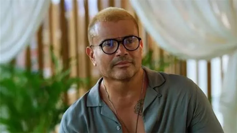 عودة مفاجئة بعد غياب عقود.. عمرو دياب يشعل الساحة الفنية بمسلسل جديد