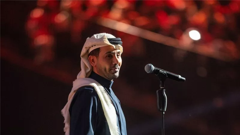 فؤاد عبدالواحد يغني ألبومه الجديد لأول مرة على مسرح 