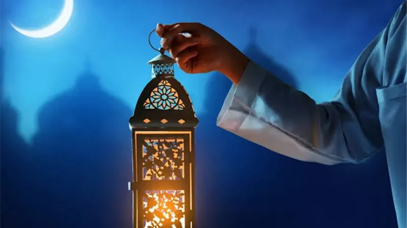 مركز الفلك الدولي يتوقع أول أيام رمضان 2026.. متى يحل الشهر الكريم؟