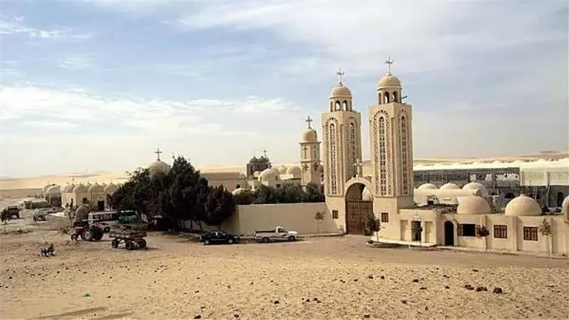 وزيرة التضامن الاجتماعي توجه بصرف المساعدات اللازمة لأسر ضحايا حادث دير أبو فانا بالمنيا