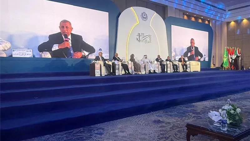محافظ الإسكندرية يؤكد: تطوير شامل لقطاع النقل البحري يدعم التجارة والاقتصاد الوطني