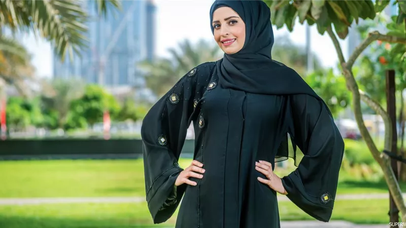 تفسير حلم إرتداء العباية  فى المنام للعزباء والمتزوجة