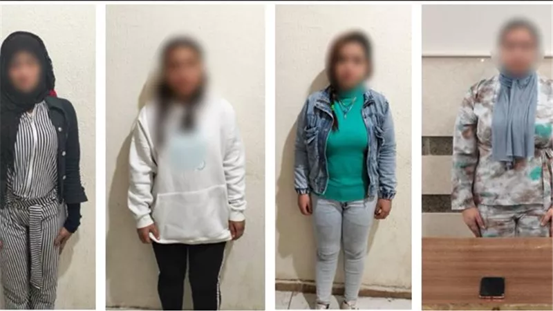 ضبط 4 سيدات بتهمة الإعلان عن أعمال منافية للآداب عبر تطبيقات هاتفية بالإسكندرية والدقهلية