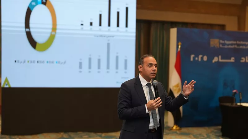 رئيس البورصة المصرية يعلن بدء تنفيذ حزمة أدوات مالية جديدة لتعزيز السيولة وكفاءة السوق