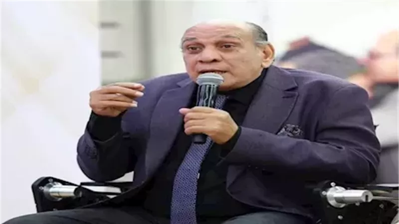 الجمهور يفتح النار على منير مكرم بعد إعلانه عن المقابر.. ماذا قال؟