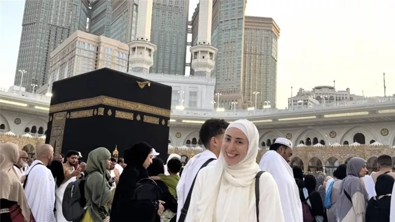 قبل كلهم بيحبوا مودي.. ريهام الشنواني توثّق لحظات روحانية.. هل ترتدي الحجاب؟