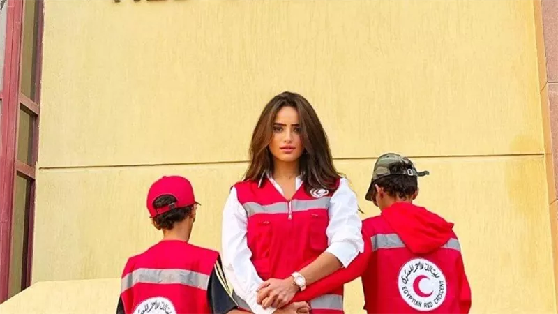 الجمهور يفتح النار على زينة بعد نشرها صور لأولادها.. ما السر؟