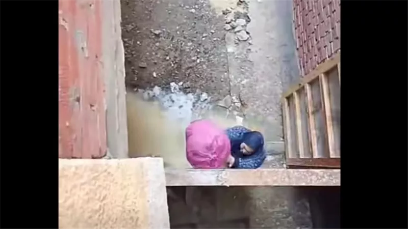 فيديو صادم لإهانة مسنّة في طنطا يثير غضبًا واسعًا ومطالبات بتدخل عاجل