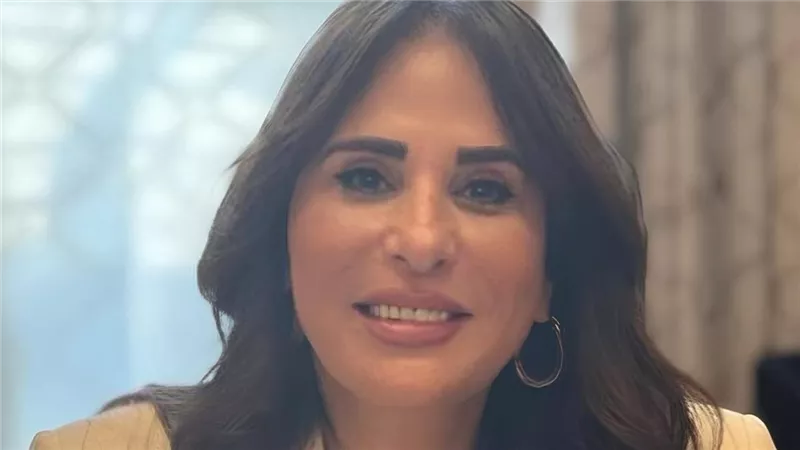وزيرة الإسكان تتابع موقف تنفيذ وحدات المبادرة الرئاسية 