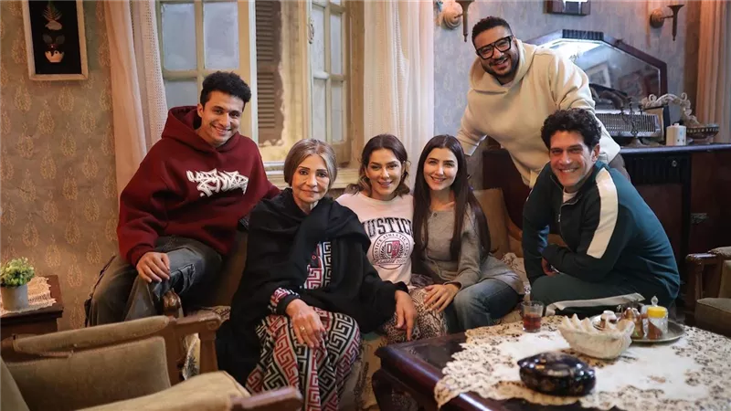 مي عمر تسلط الضوء على قضية العنف الأسري بعد تفاعل الجمهور مع “الست موناليزا”