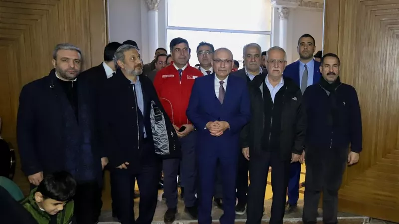 السفارة التركية بالقاهرة  تدعم 500  فلسطيني بمساعدات رمضانية