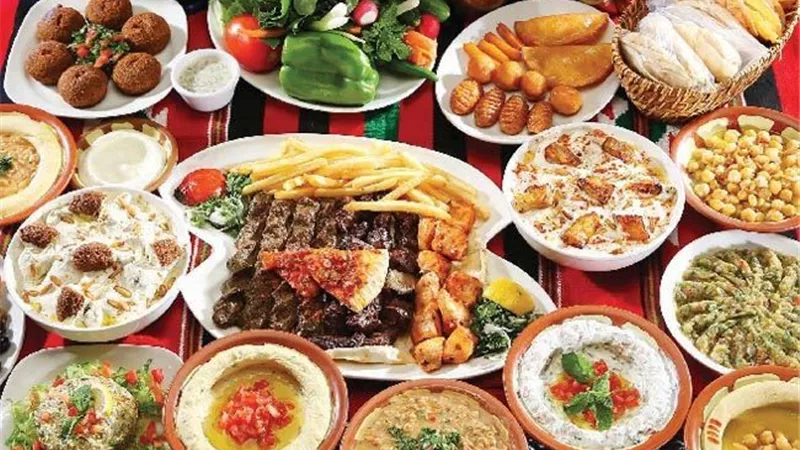 دلالات خير وسعادة ..   تفسير حلم مائدة الطعام  فى المنام
