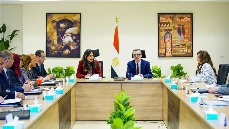 وزيرا التخطيط والإسكان يناقشان الخطة الاستثمارية حتى 2030 لتعزيز التنمية العمرانية وتحسين جودة الحياة