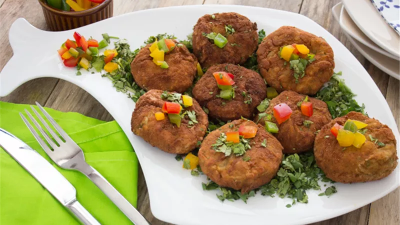 صحية ولذيذة ..   طريقة عمل كفتة السمك على سفرة رمضان 